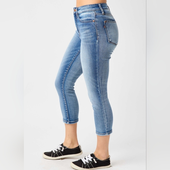 Judy Blue Skinny Fit High Rise Capris Sz 14W JB72114 Capri Jeans Summer - Picture 2 of 9